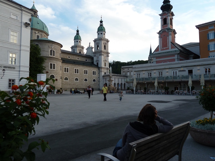 Salzburg%20Austria%201317590672(www_brodyaga_com) (700x525, 178Kb)