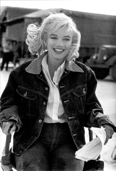 marilyn_monroe_retro_640_02 (409x600, 42Kb)