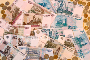 stock-photo-1494455-russian-currency (380x253, 61Kb)