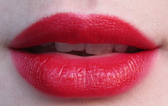 4494366_Red3 (669x422, 107Kb)