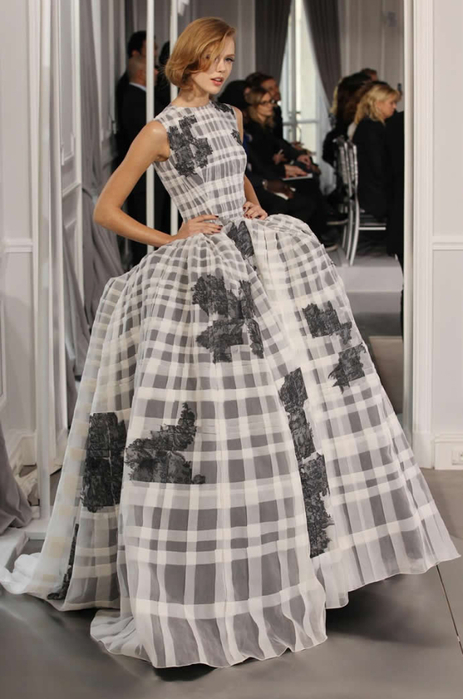 1329383474_collection_of_haute_couture_spring_2012_by_dior_39 (463x700, 262Kb)