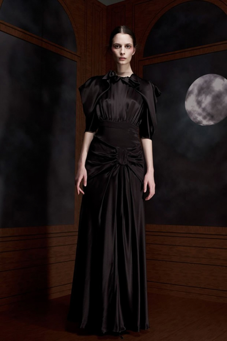 1328357392_inspired_by_freud_collection_of_viktor_rolf_fall_2012_01 (466x700, 194Kb)