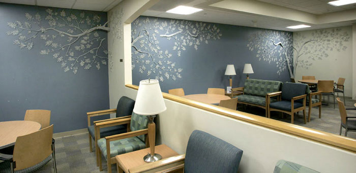 Tom_Corporate_Mercy-Hospital-Surgery-Waiting-Room-Des-Moines-Iowa-2_001 (700x341, 51Kb)