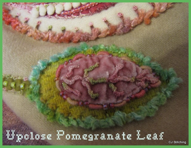 Upclose Pomegranate Leaf 1 (640x495, 89Kb)
