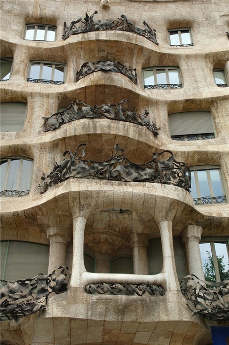 20casa-mila-1 (465x700, 282Kb)