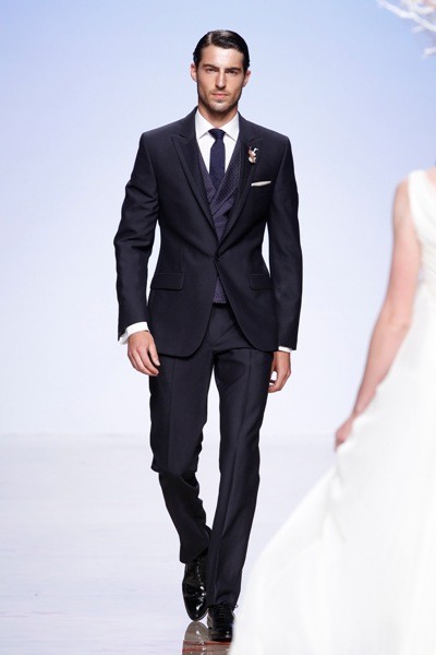 VictorioiLucchino_008.jpg_cropped_fc76b2e5066a6227325eb708ddbae834_400x600 (400x600, 32Kb)