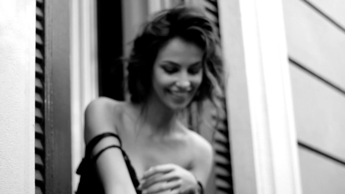 Madalina Ghenea   Video 240 (700x393, 42Kb)