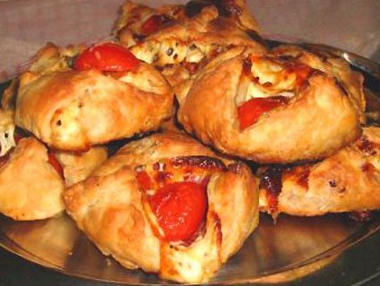 zakusochnye-pirozki-s-pomidorami (424x319, 32Kb)