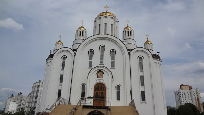 Сквер роща сердца воронеж фото