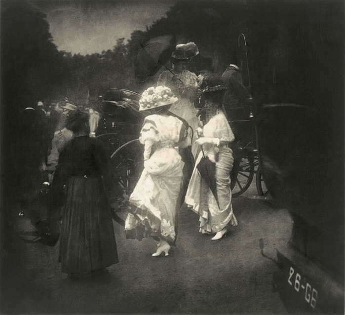 steichen-after-the-grand-prix-paris-despu-s-del-grand-prix-par-s-1907 (700x638, 102Kb)