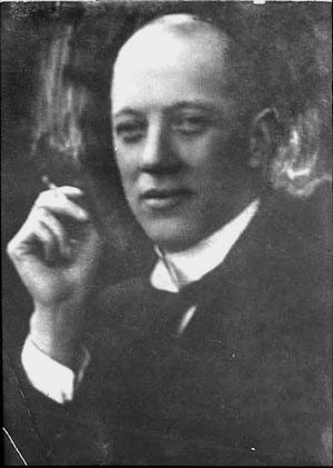 Gumilev (300x421, 22Kb)
