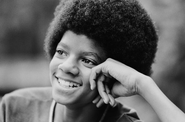 4356311_Icantstopwatchingyourwonderfulsmile__michaeljackson29117393611404 (611x404, 33Kb)