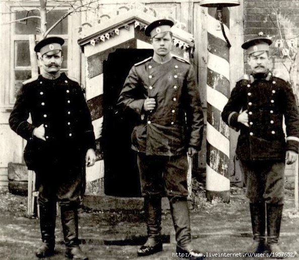 Moscow Firemen In Old Pictures (3)-003 (594x518, 264Kb)