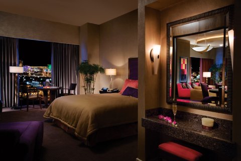 2631759-Palms-Casino-Resort-Suite-8 (480x320, 30Kb)