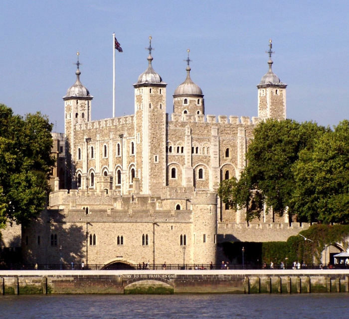 4559876_Tower_of_London2 (700x640, 376Kb)
