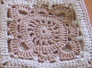 2977273_GRANNY_5b (300x221, 29Kb)