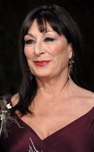 743664_Anjelica_Huston (300x486, 83Kb)