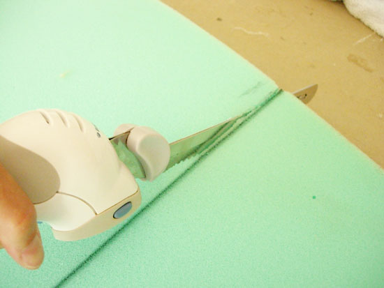 electric-knife-cutting-foam (550x413, 26Kb)