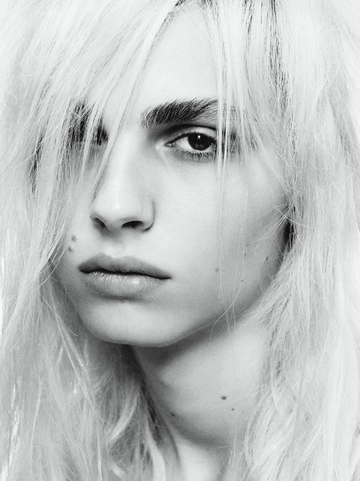 936full-andrej-pejic (525x700, 206Kb)