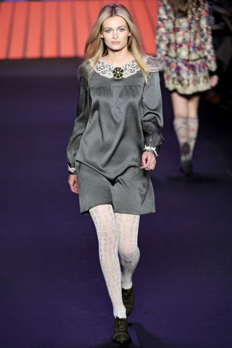 fashionwalk-ru-anna-sui-osen-zima-2011-2012-35-588x881 (467x700, 54Kb)