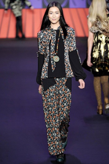 fashionwalk-ru-anna-sui-osen-zima-2011-2012-31-588x881 (467x700, 73Kb)