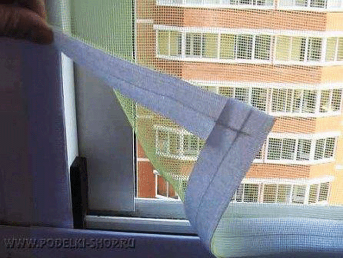 Узнайте, как сделать москитную сетку на пластиковое окно своими руками