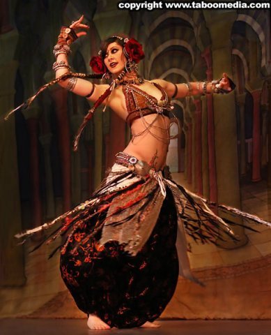 0f46a5a7b40f (389x480, 40Kb)