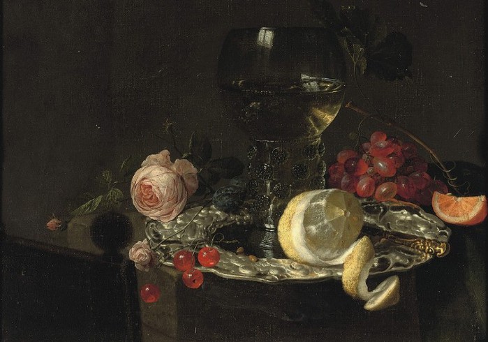 4000579_A_Roemer_with_white_wine_a_partially_peeled_lemon_cherries_and_other_fruit (700x490, 88Kb)