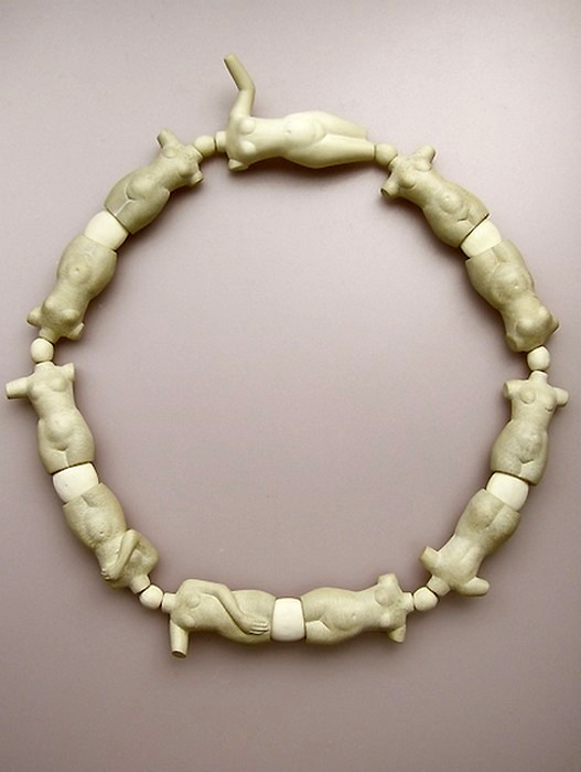 unique_wooden_jewelry_4 (527x700, 49Kb)