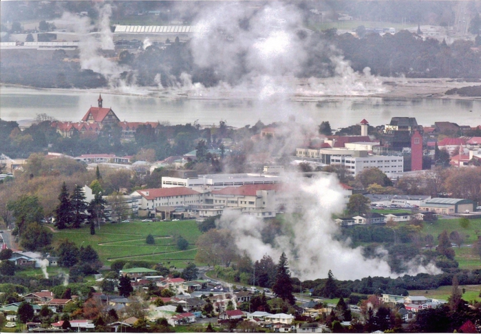 3701408_City_of_Rotorua_1_ (700x485, 290Kb)