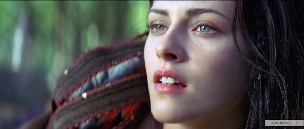 kinopoisk.ru-Snow-White-and-the-Huntsman-1804200 (600x255, 41Kb)