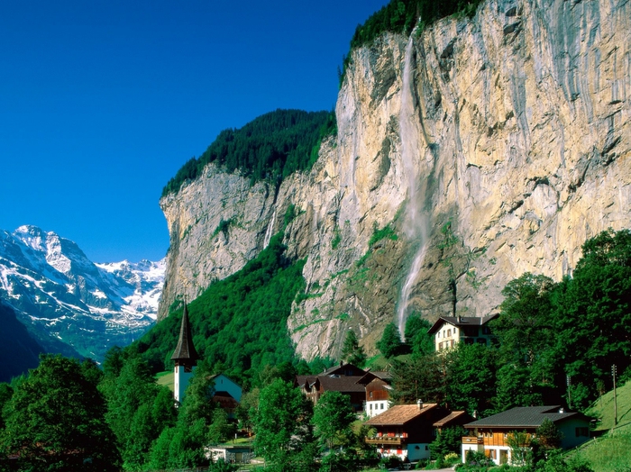 Lauterbrunnen, Switzerland (700x524, 347Kb)