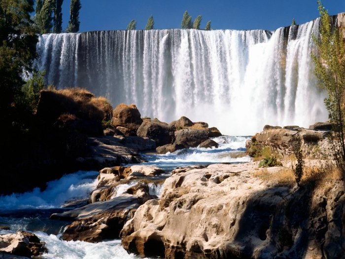 Salto Del Laja, Laja River, Chile (700x525, 308Kb)