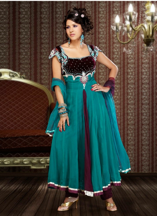 Stylish-Anarkali-Frocks-Designs-2012-for-women-5 (509x700, 280Kb)