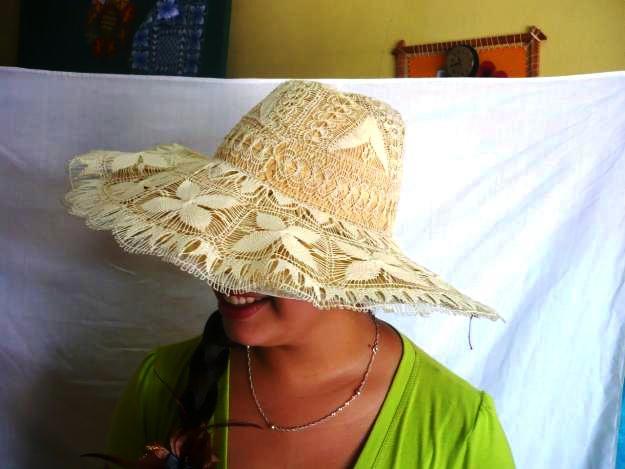 1268914097_81337472_1-Fotos-de--Sombreros-de-nanduti (625x469, 35Kb)