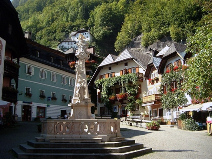 Hallstatt Marktplatz (900x725, 209Kb)