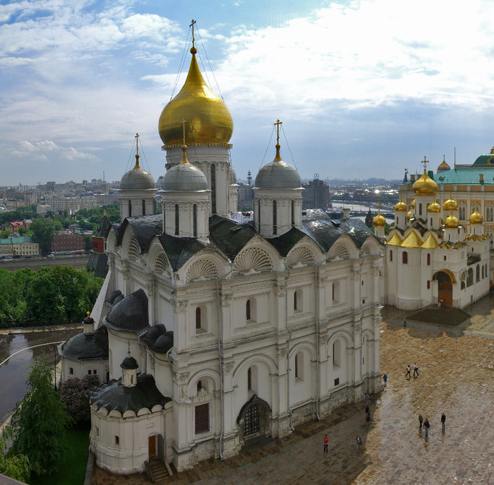 Cathedral_of_the_Archangel_in_Moscow_Kremlin (700x687, 643Kb)