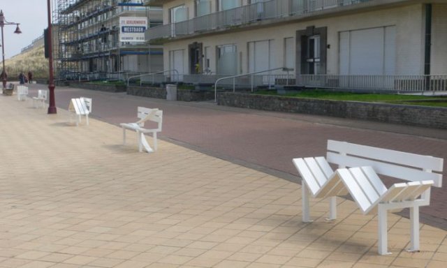 4826692_87015714_large_strannuye_skameyki_v_belgii_4 (640x384, 41Kb)