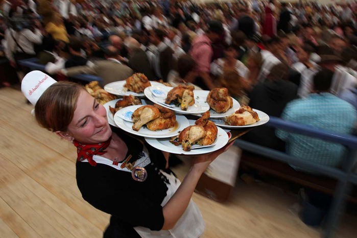 Oktoberfest (2) (700x466, 88Kb)