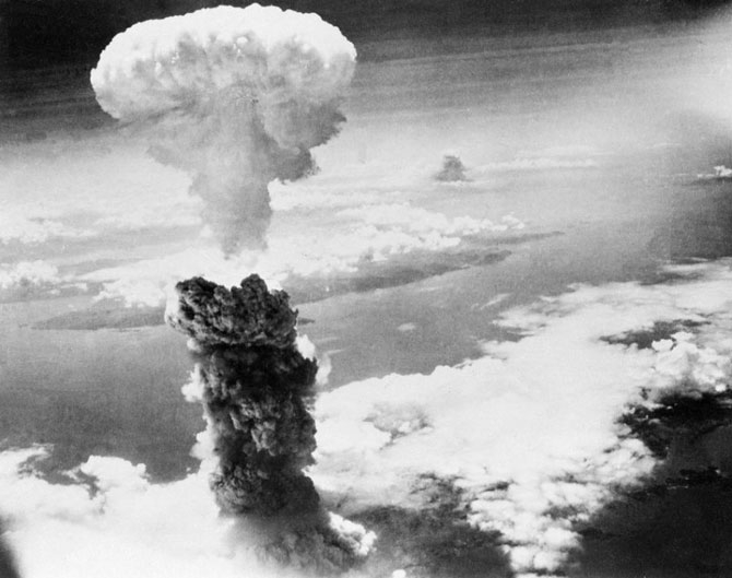 Nuclear-explosion-in-Nagasaki (670x529, 145Kb)