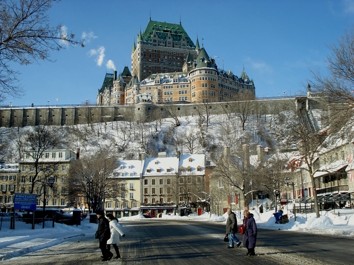 Le-chateau-Frontenac-1 (700x525, 323Kb)