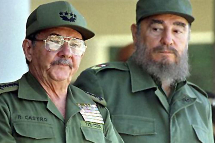 03 fidel_raul_castro (700x466, 230Kb)