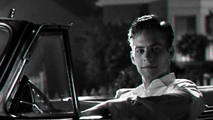 pleasantville-colored-rose (300x170, 1725Kb)