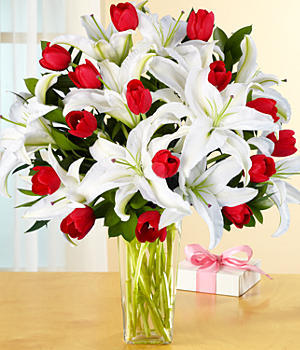 Red-tulips-white-oriental-lilies_large (300x350, 31Kb)