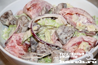 salat-is-kurinoy-pecheni-s-pekinskoy-kapustoi-i-pomidorami-karusel_7 (318x213, 66Kb)