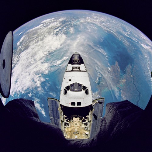 Earth-and-Space-Shuttle-Atlantis-500x500 (500x500, 69Kb)