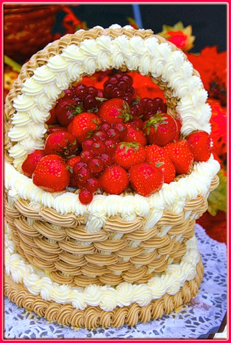 78121165_Klubnika_v_torte (337x500, 74Kb)