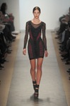  Herve-Leger-RF10-3481_catwalk_slideshow (399x600, 44Kb)