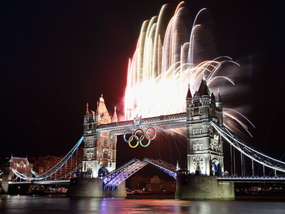 london-2012-ceremonija-zakrytija-onlajn_13447773681498272344 (400x300, 47Kb)