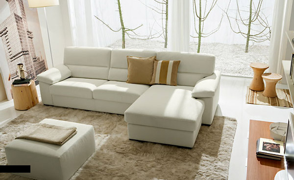 Browns-and-Beige-accented-living-room-with-a-view (600x368, 85Kb)